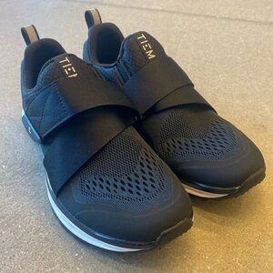 Black Tiem Slipstream Spin Shoes